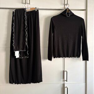 Shirts, Skirt, and Scarf set